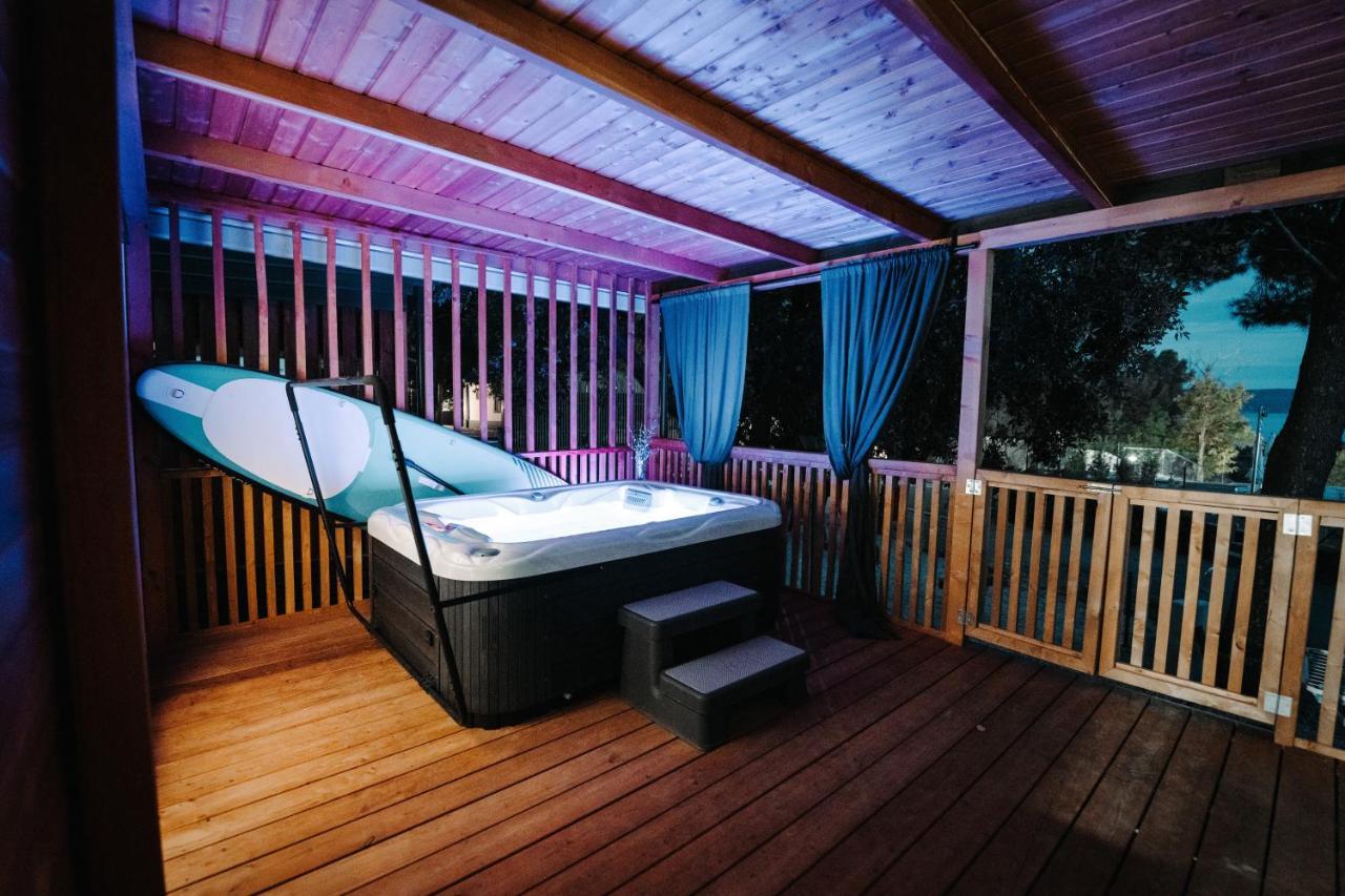 Sea House Shade, Pool & Jacuzzi - Privilege Point Camping & Villas Selce Exteriör bild