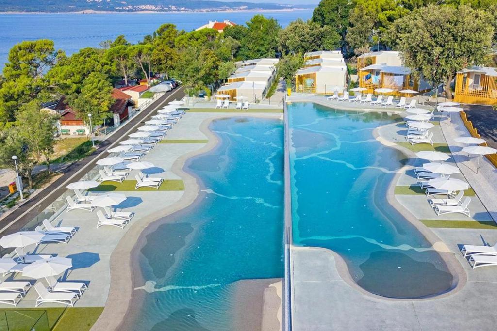 Sea House Shade, Pool & Jacuzzi - Privilege Point Camping & Villas Selce Exteriör bild